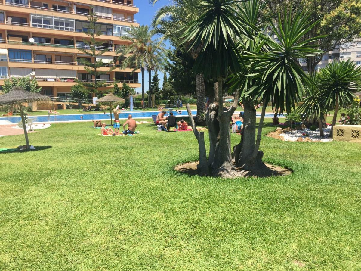 Apartamento Cerca De La Playa Y Campo De Golf Con Piscina Appartement Torremolinos Buitenkant foto